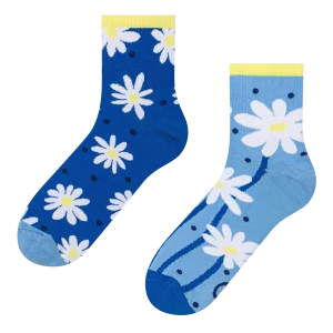 Calcetines de deporte alegres Margaritas y lunares